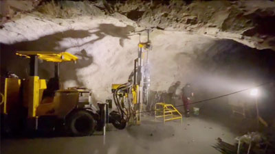 Perforadora Jumbo Hidráulica, HT72-C