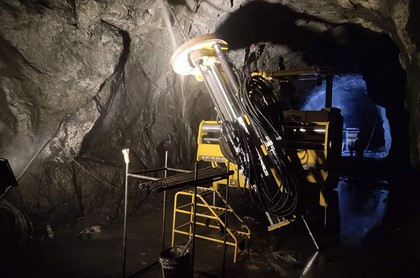 Jumbo Hidráulico de Perforación CYTC76