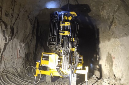 Jumbo Hidráulico, con Cambiador de Varillas Automático HT71