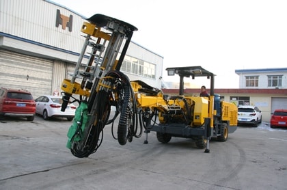 Jumbo hidráulico para perforación, HT72