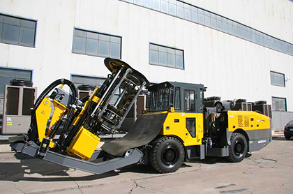 Jumbo hidráulico para perforación, HT71-A