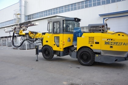 Jumbo hidráulico para perforación, HT221